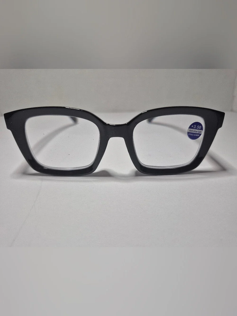 Women's Black Square Reading Glasses - Fashionable Everyday Frame